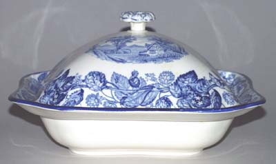 Vegetable Dish with Cover c1930s
